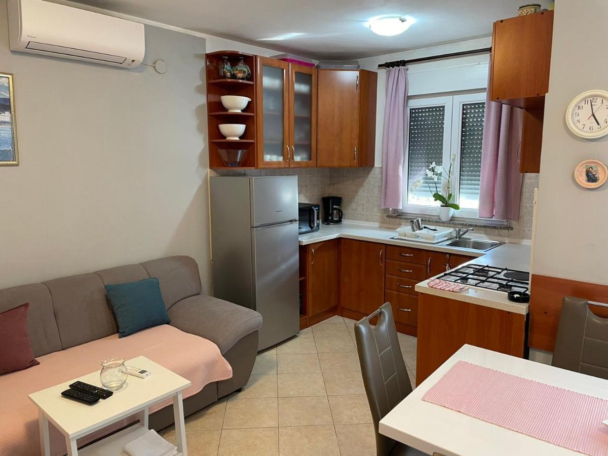 Ana Apartment Kostrena Exterior foto